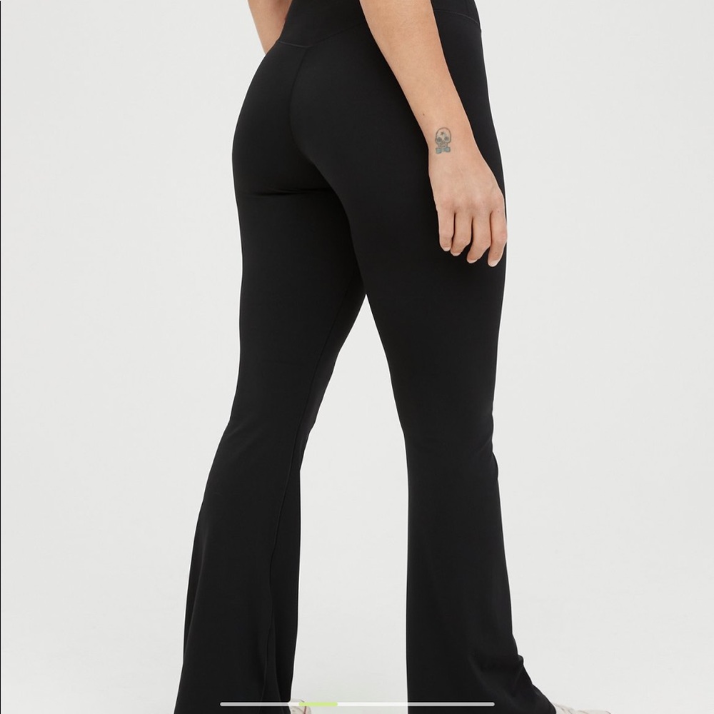 aerie crossover flares